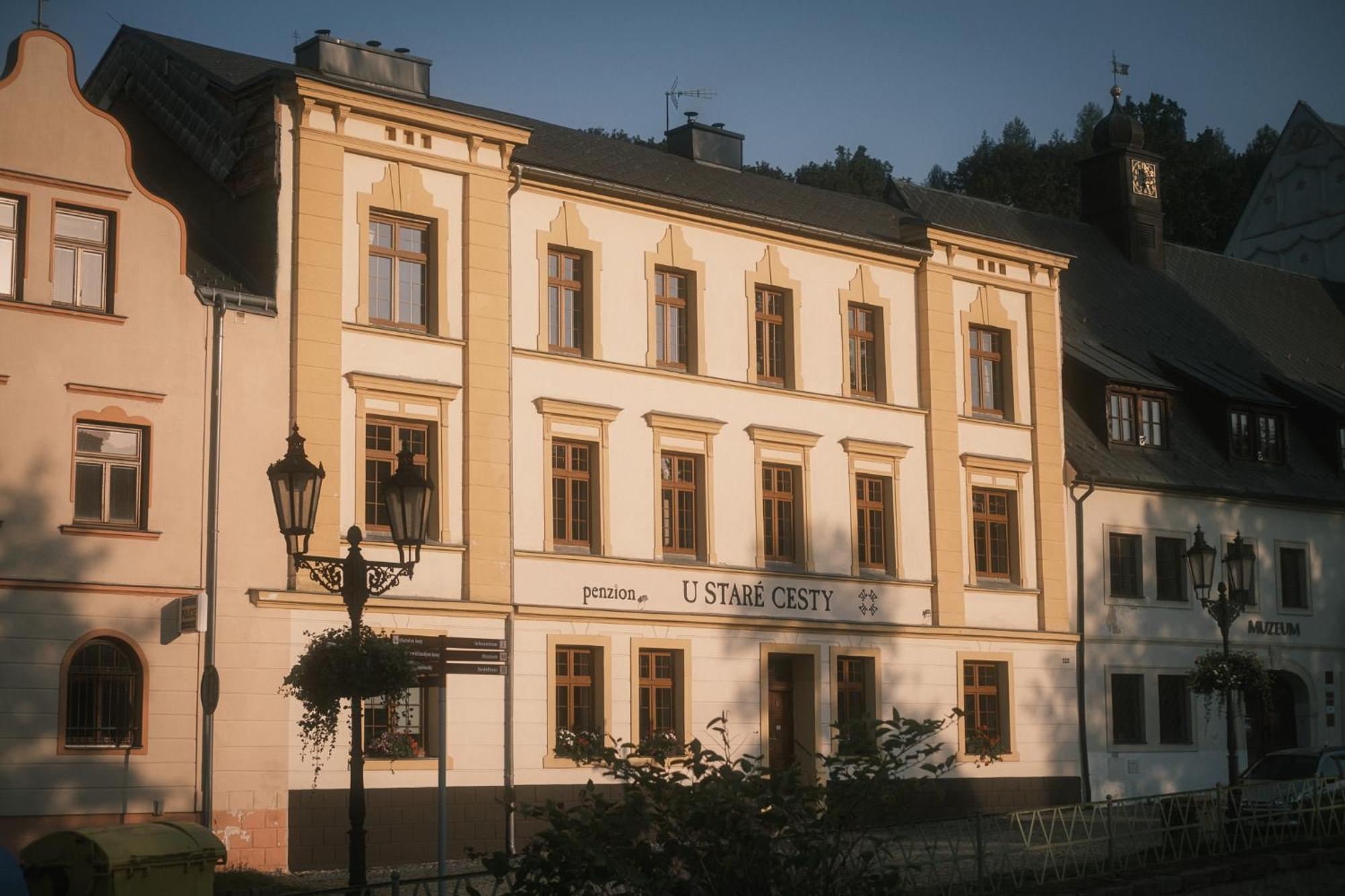 Hotel U Stare Cesty Horní Slavkov Exterior foto